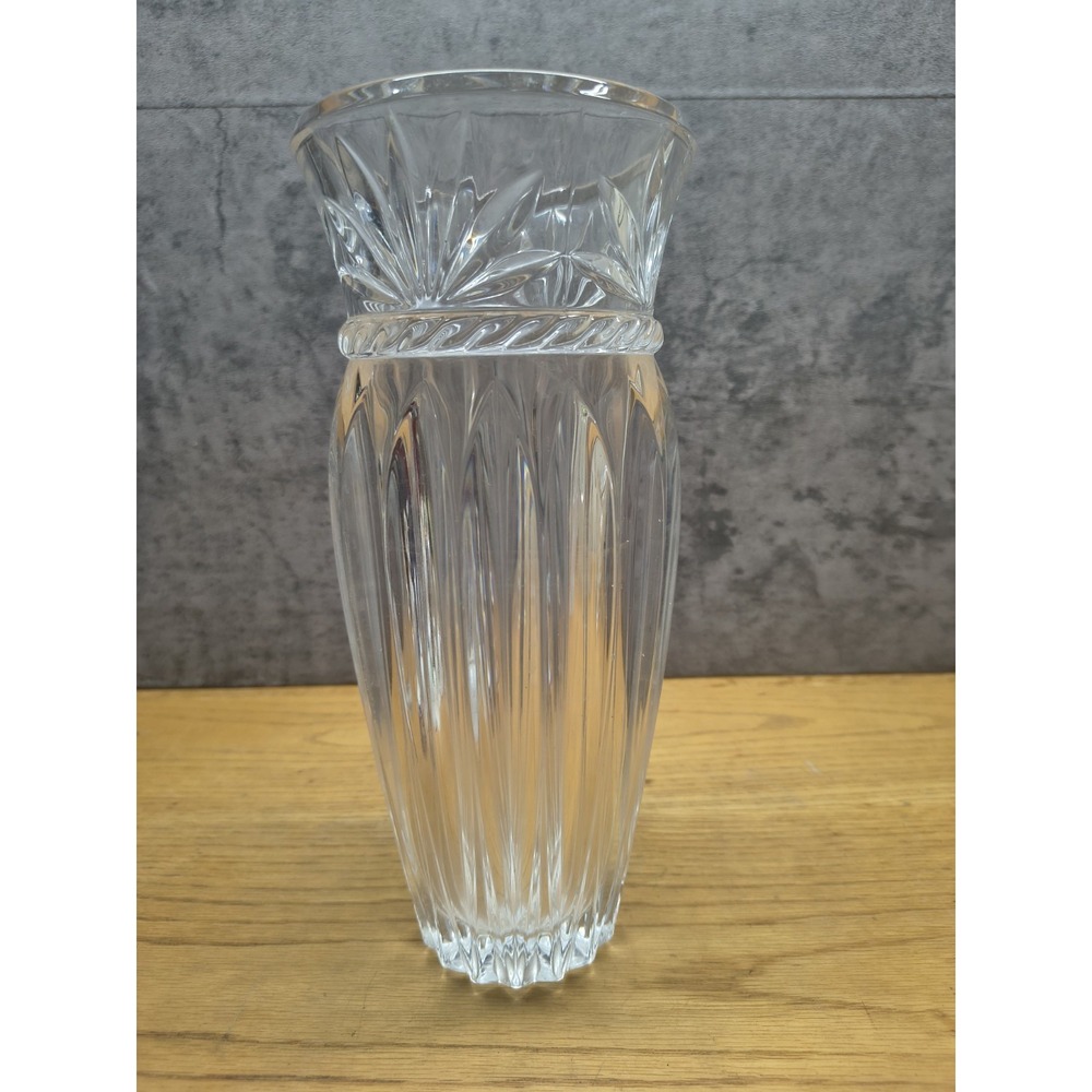 Clear Cut Crystal Decorative Vase w/ Starburst Etched Rim